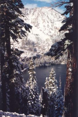g4/90/654790/3/59753992.EmeraldBaySnowfall.jpg