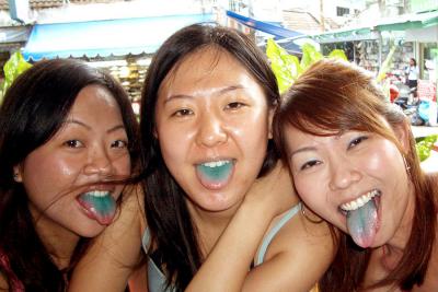 I wonder why their tongues are blue?