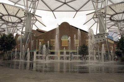 Fountains in Clake Quay