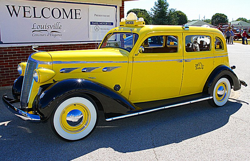 1936 DeSoto Airstream (New York Taxi)