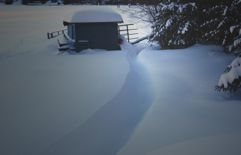 Suivre le sentier de neige...