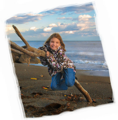 DPR_Girl_Stick_Ocean.jpg