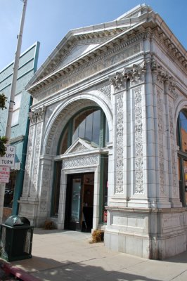 Gila Valley Bank & Trust Bldg