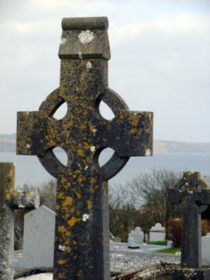  Celtic Cross in Ardmore Churchyard