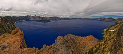 Crater Lake Panorama VS 2.jpg