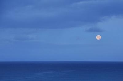 Early morning shot from waikiki