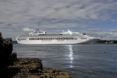 Sea Princess Arrives in Victoria  -  IMG_8255.jpg