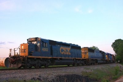 CSX 4002 Q244 Henderson KY 06 May 2011