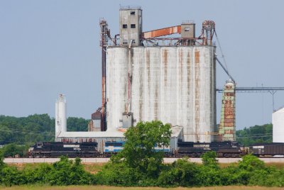 NS 9557 70R Princeton IN 12 June 2011