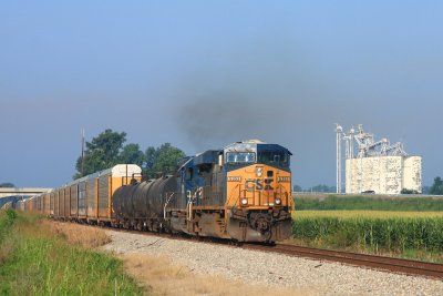 Q265 clearing east Henderson on its way to Louisville