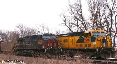 Fallen Flag Engines, Southern Pacific 6369 & Chicago and North Western  6721 .jpg