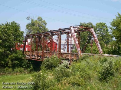 Belleville, Wisconsin Railroad bridge over Sugar River.jpg