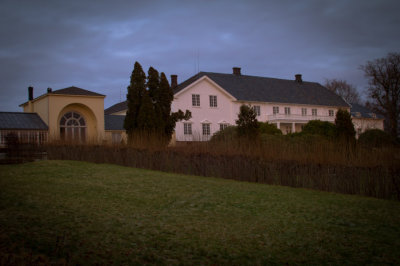A quiet winter evening at Röd Manor