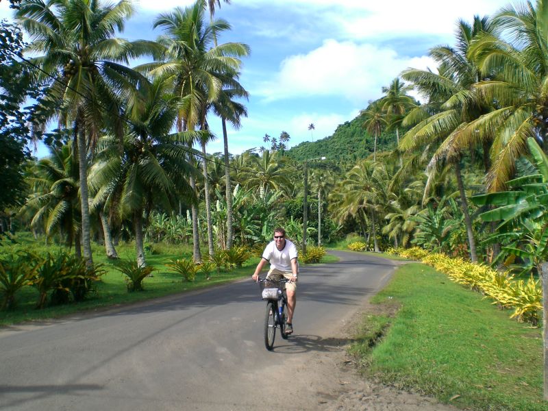 Cycling to the Cooks vs. Tonga rugby game