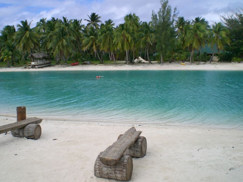 The footbridge to the private motu Akitua was washed away in February