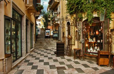 Taormina street corner