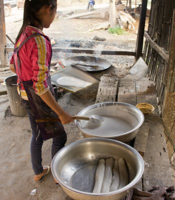 La making the noodles-3180.jpg