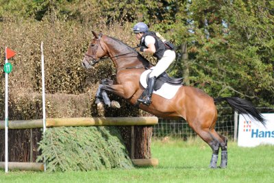 Jeanette Brakewell on Boolagh Hoops 11_DSC_6520