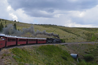 49 487 brings the train around the last curve into Osier