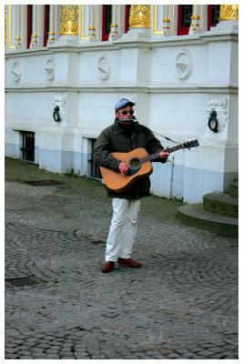 Brugge - Street Musician