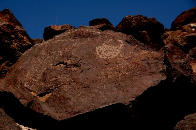 Petroglyphs-NM-06.jpg