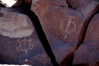 Petroglyphs-NM-07.jpg