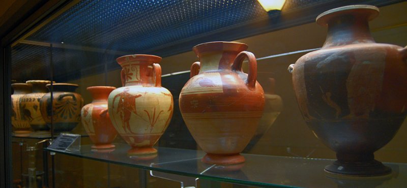Etruscan Jars4288