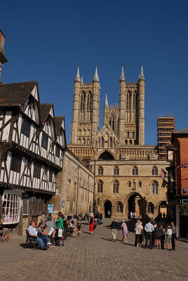 The tourist side of Lincoln.