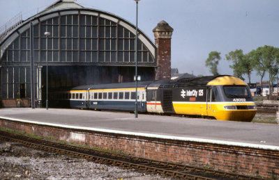 Class 43052  CITY OF PETERBOROUGH southbound leaves Darlington 1988.