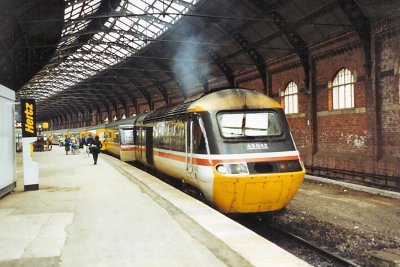 Class 43042 at Darlington 15 June 1991.