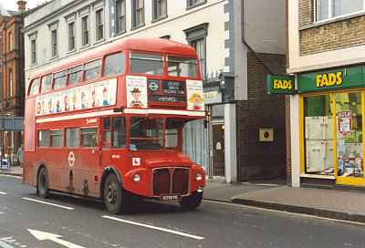 612 DYE - Woolwich, London - 10 Jan 1990.jpg