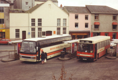 Old Bus Station - Carmarthan - 1997.jpg