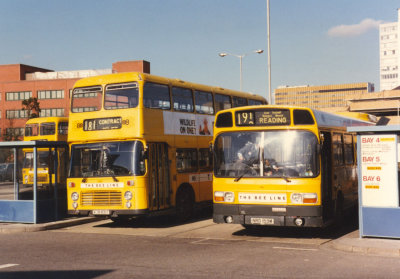 WJM 831T & NRO 159M - Bracknell, Berks - Apr 1990.jpg