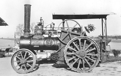 Traction Engine - 17 May 1973 - location unknown..