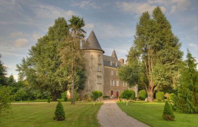 Chateau de Leychoisier.