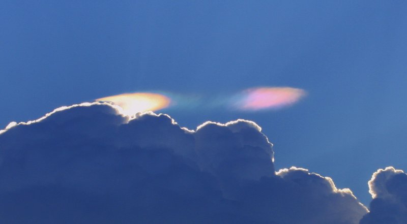        The progression of a Circumhorizontal Arc Fire Rainbow  In July 31 2012