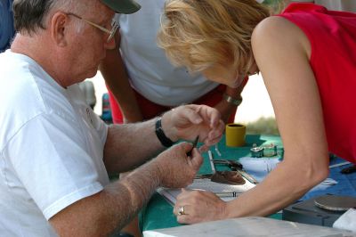 Fred Bassett teaching Sue