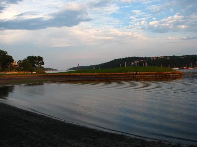 Horseshoe Island