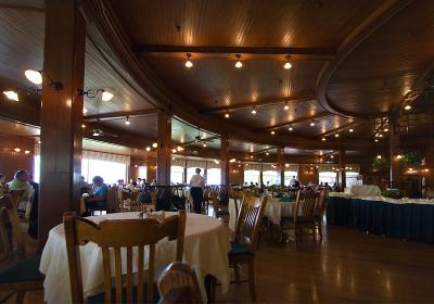 In-the-restaurant.jpg