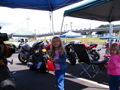 randys-girls-pits.jpg