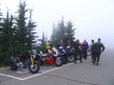 foggy-mt-rainier3.jpg