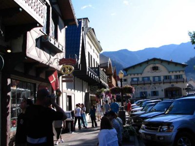 leavenworth-town.jpg