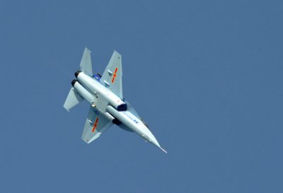 Hongdu L-15 Falcon