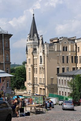 Castle of Richard Lionheart, Andriivskyi descent