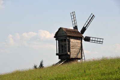 Vilshana village windmill, Pyrohiv Museum of Folk Architecture