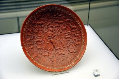 Dish with Orpheus among the animals