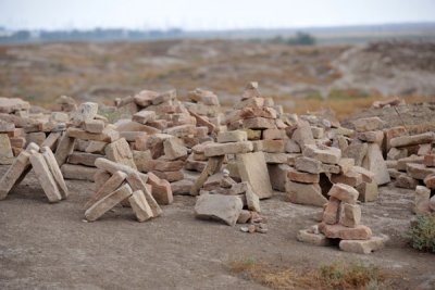 Piles built from the bricks of the Mosque of Seyitjemaleddin