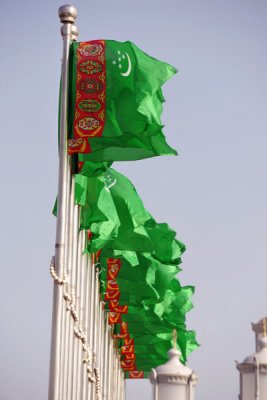 Dozens of Turkmenistan flags