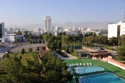 The pool of the Grand Turkmen Hotel