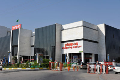 Yimpaş Shopping Center, Ashgabat - Turkish mall with supposedly good internet access